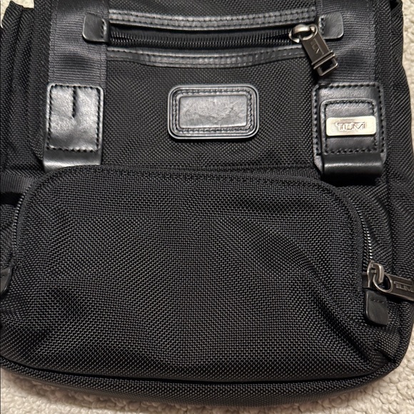Tumi Black Messenger Bag - Picture 3 of 6